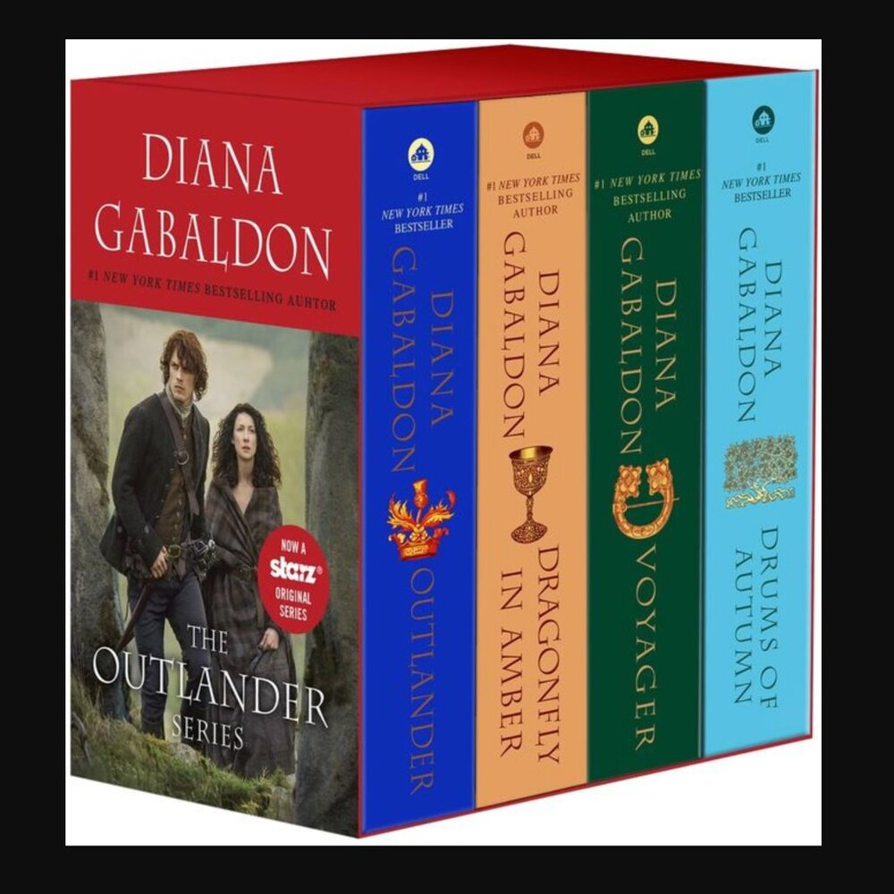 NWT 4-Copy Boxed Set: Outlander, Dragonfly in Amber, Voyager, Drums of Autumn